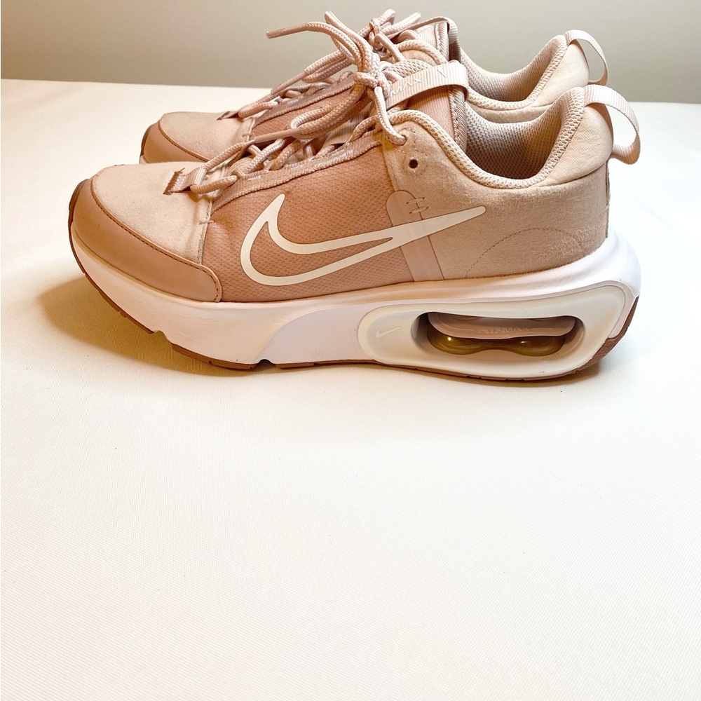 Nike Air Max INTRLK Sneakers | Blush Pink | Women’s 8 - Picture 3 of 9